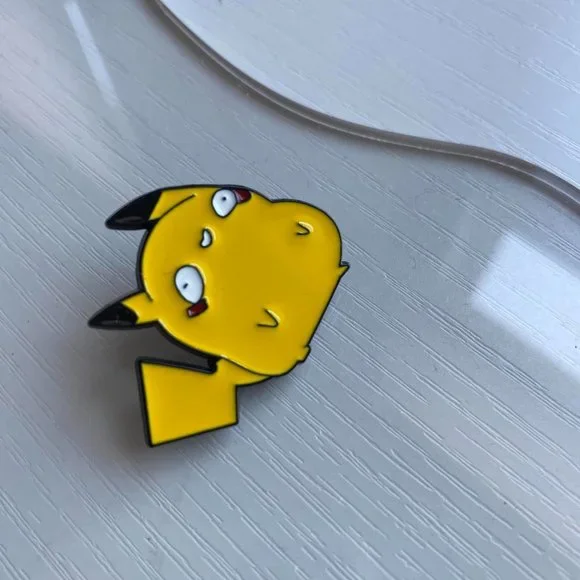 Pikachu Pokemon Pin - Picture 2 of 4